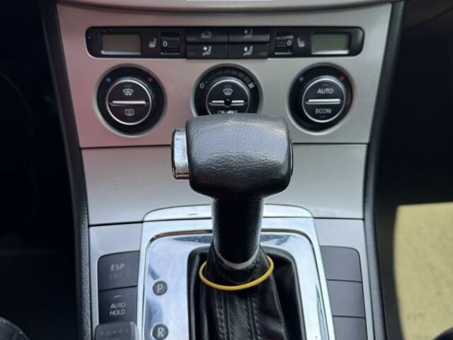 Черный Фольксваген Пассат, объемом двигателя 2 л и пробегом 251 тыс. км за 4800 $, фото 15 на Automoto.ua