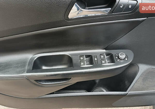 Чорний Фольксваген Пассат, об'ємом двигуна 1.9 л та пробігом 366 тис. км за 5850 $, фото 23 на Automoto.ua