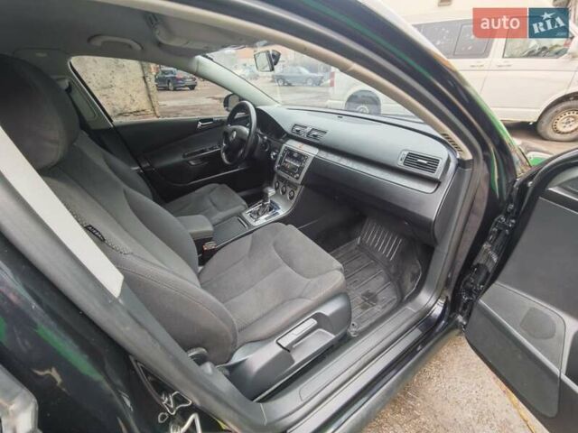 Чорний Фольксваген Пассат, об'ємом двигуна 2 л та пробігом 112 тис. км за 6950 $, фото 40 на Automoto.ua