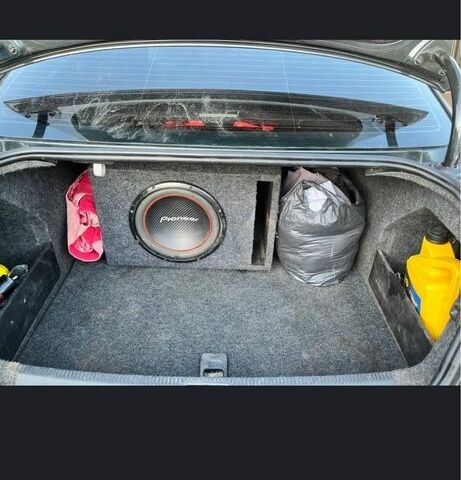 Черный Фольксваген Пассат, объемом двигателя 2 л и пробегом 20 тыс. км за 4800 $, фото 22 на Automoto.ua