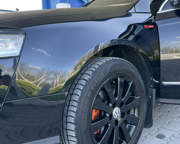 Черный Фольксваген Пассат, объемом двигателя 1.98 л и пробегом 208 тыс. км за 6700 $, фото 28 на Automoto.ua