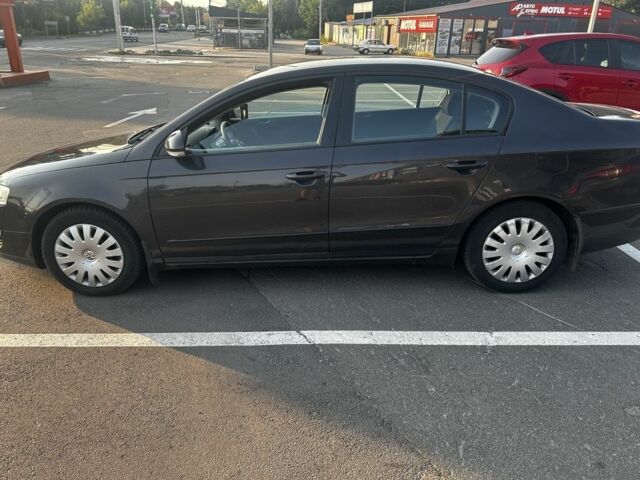 Черный Фольксваген Пассат, объемом двигателя 1.9 л и пробегом 350 тыс. км за 3500 $, фото 3 на Automoto.ua