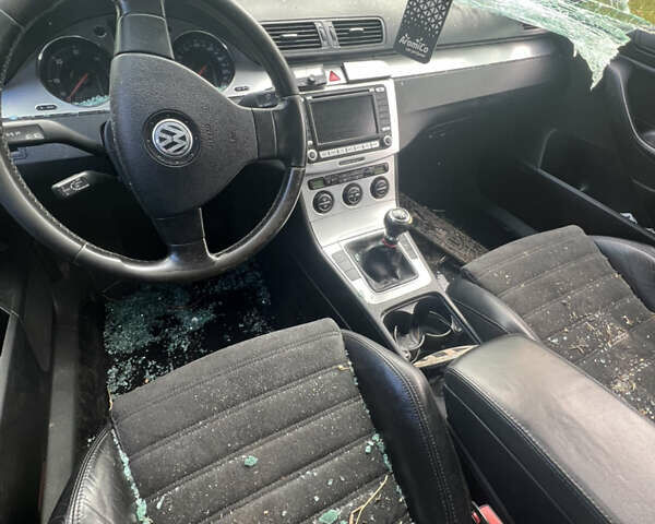 Фольксваген Пассат 2006 в Косове на Automoto.ua Черный Фольксваген Пассат, объемом двигателя 2 л и пробегом 336 тыс. км за 3300 $, фото 8 на Automoto.ua