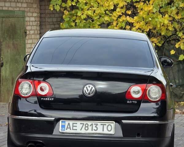 Фольксваген Пассат 2006 в Кривом Роге на Automoto.ua Черный Фольксваген Пассат, объемом двигателя 2 л и пробегом 300 тыс. км за 5999 $, фото 7 на Automoto.ua