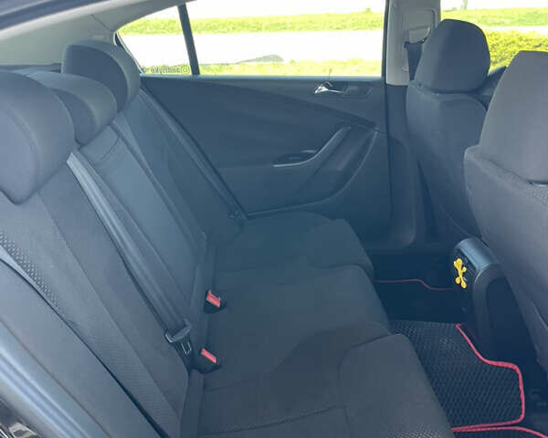 Черный Фольксваген Пассат, объемом двигателя 1.98 л и пробегом 208 тыс. км за 6700 $, фото 22 на Automoto.ua