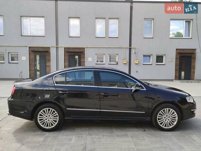 Чорний Фольксваген Пассат, об'ємом двигуна 3.2 л та пробігом 170 тис. км за 6900 $, фото 3 на Automoto.ua
