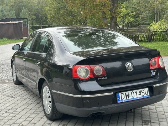 Черный Фольксваген Пассат, объемом двигателя 2 л и пробегом 330 тыс. км за 2450 $, фото 11 на Automoto.ua