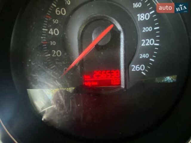 Черный Фольксваген Пассат, объемом двигателя 1.97 л и пробегом 256 тыс. км за 6500 $, фото 21 на Automoto.ua