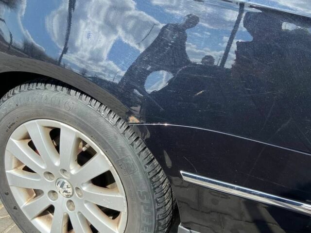 Фольксваген Пассат 2006 в Овруче на Automoto.ua Черный Фольксваген Пассат, объемом двигателя 2 л и пробегом 380 тыс. км за 5300 $, фото 5 на Automoto.ua