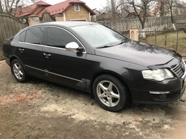 Черный Фольксваген Пассат, объемом двигателя 2 л и пробегом 330 тыс. км за 5200 $, фото 3 на Automoto.ua