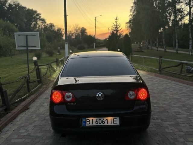 Черный Фольксваген Пассат, объемом двигателя 1.6 л и пробегом 210 тыс. км за 6300 $, фото 5 на Automoto.ua
