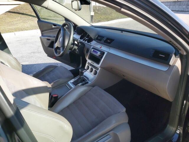 Черный Фольксваген Пассат, объемом двигателя 2 л и пробегом 230 тыс. км за 6500 $, фото 13 на Automoto.ua