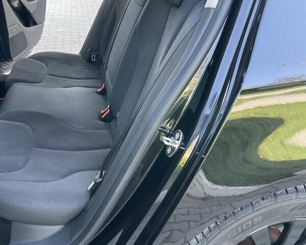 Черный Фольксваген Пассат, объемом двигателя 1.98 л и пробегом 208 тыс. км за 6700 $, фото 19 на Automoto.ua