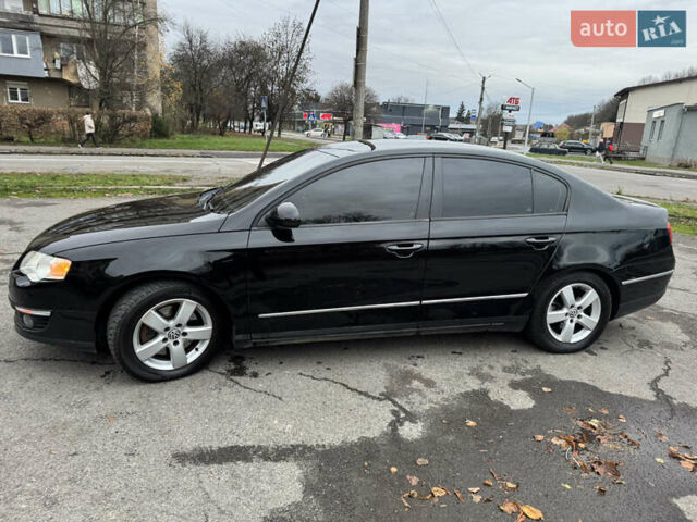 Черный Фольксваген Пассат, объемом двигателя 2 л и пробегом 370 тыс. км за 7000 $, фото 3 на Automoto.ua