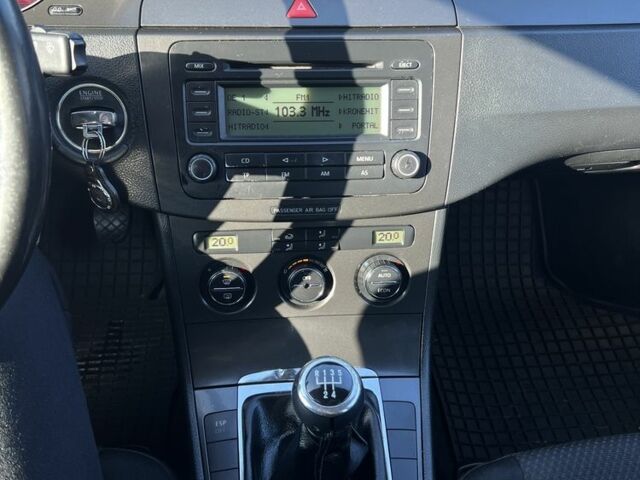 Чорний Фольксваген Пассат, об'ємом двигуна 1.9 л та пробігом 366 тис. км за 3250 $, фото 11 на Automoto.ua