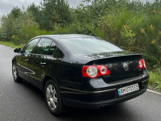 Черный Фольксваген Пассат, объемом двигателя 2 л и пробегом 300 тыс. км за 4600 $, фото 3 на Automoto.ua