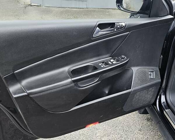 Чорний Фольксваген Пассат, об'ємом двигуна 1.98 л та пробігом 200 тис. км за 3000 $, фото 7 на Automoto.ua