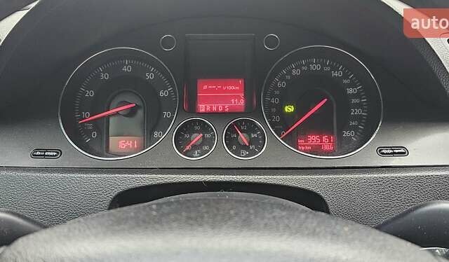 Черный Фольксваген Пассат, объемом двигателя 1.98 л и пробегом 395 тыс. км за 6500 $, фото 6 на Automoto.ua