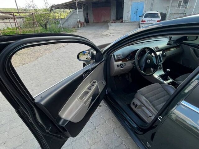 Черный Фольксваген Пассат, объемом двигателя 2 л и пробегом 20 тыс. км за 4800 $, фото 13 на Automoto.ua