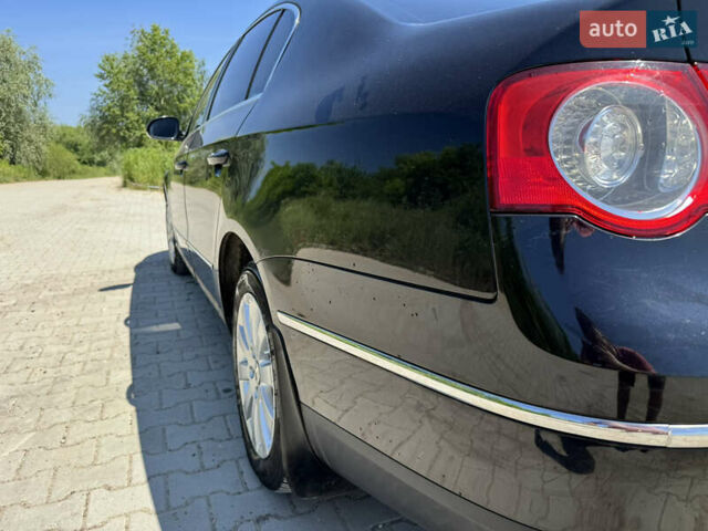 Чорний Фольксваген Пассат, об'ємом двигуна 2 л та пробігом 251 тис. км за 4899 $, фото 15 на Automoto.ua