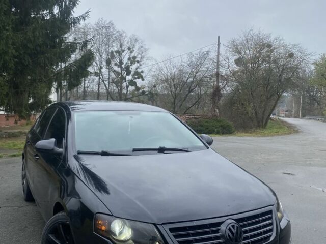 Черный Фольксваген Пассат, объемом двигателя 1.9 л и пробегом 370 тыс. км за 5199 $, фото 1 на Automoto.ua