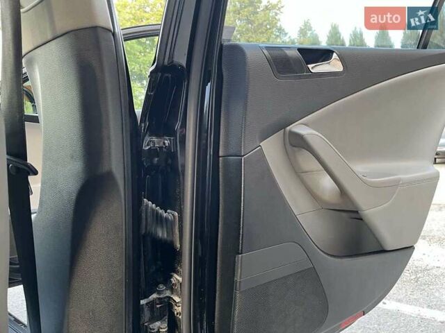 Чорний Фольксваген Пассат, об'ємом двигуна 1.98 л та пробігом 221 тис. км за 6500 $, фото 23 на Automoto.ua