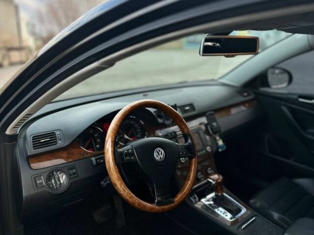 Черный Фольксваген Пассат, объемом двигателя 2 л и пробегом 220 тыс. км за 5999 $, фото 4 на Automoto.ua