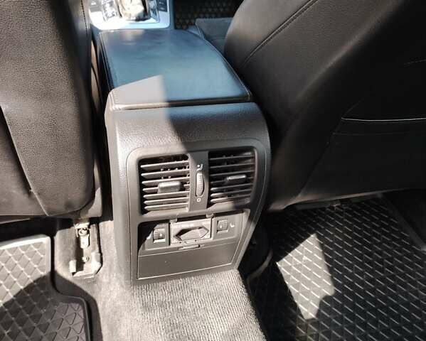 Чорний Фольксваген Пассат, об'ємом двигуна 3.2 л та пробігом 170 тис. км за 6900 $, фото 26 на Automoto.ua