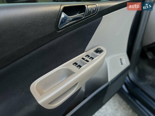 Черный Фольксваген Пассат, объемом двигателя 2 л и пробегом 360 тыс. км за 4900 $, фото 20 на Automoto.ua