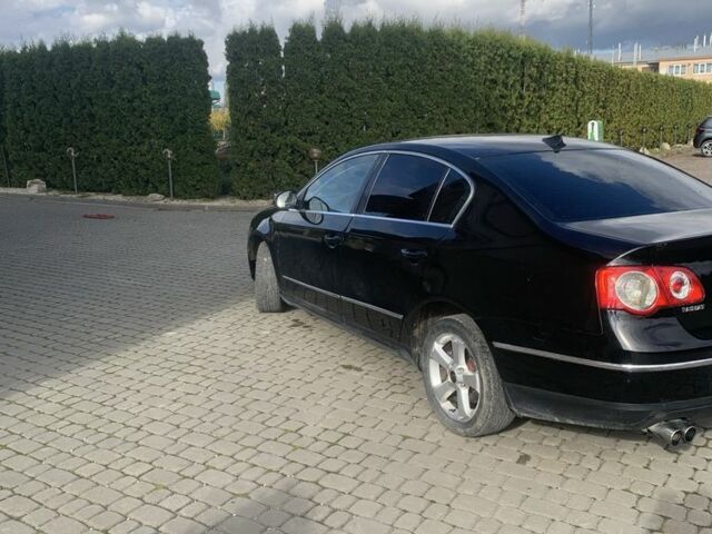 Чорний Фольксваген Пассат, об'ємом двигуна 2 л та пробігом 267 тис. км за 4800 $, фото 11 на Automoto.ua