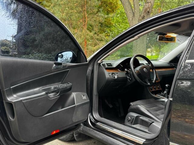 Чорний Фольксваген Пассат, об'ємом двигуна 2 л та пробігом 266 тис. км за 5290 $, фото 9 на Automoto.ua