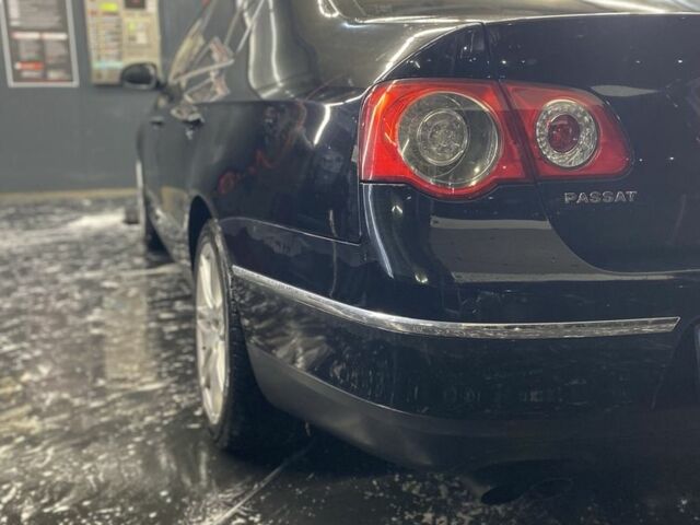 Черный Фольксваген Пассат, объемом двигателя 2 л и пробегом 215 тыс. км за 4550 $, фото 6 на Automoto.ua
