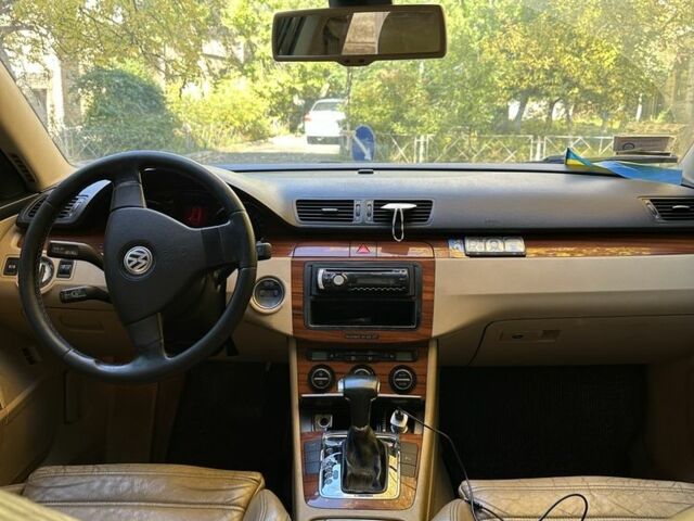 Черный Фольксваген Пассат, объемом двигателя 2 л и пробегом 200 тыс. км за 5800 $, фото 5 на Automoto.ua