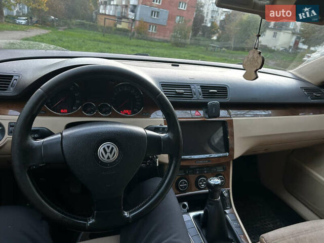 Черный Фольксваген Пассат, объемом двигателя 1.98 л и пробегом 268 тыс. км за 3999 $, фото 4 на Automoto.ua