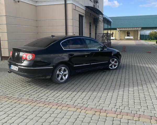 Фольксваген Пассат 2006 в Дунаевцах на Automoto.ua Черный Фольксваген Пассат, объемом двигателя 1.97 л и пробегом 267 тыс. км за 4800 $, фото 8 на Automoto.ua