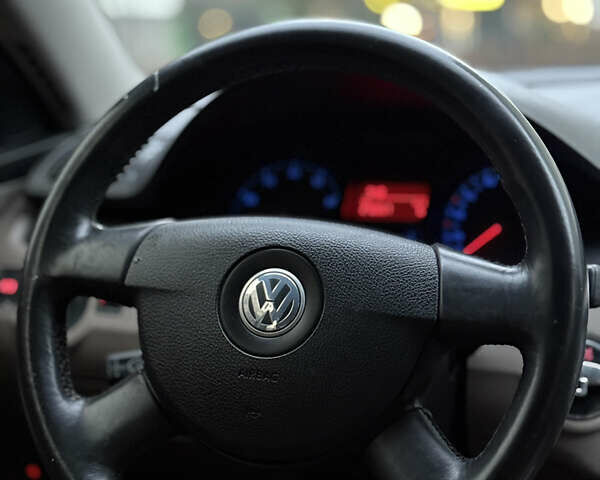 Черный Фольксваген Пассат, объемом двигателя 2 л и пробегом 270 тыс. км за 4600 $, фото 15 на Automoto.ua