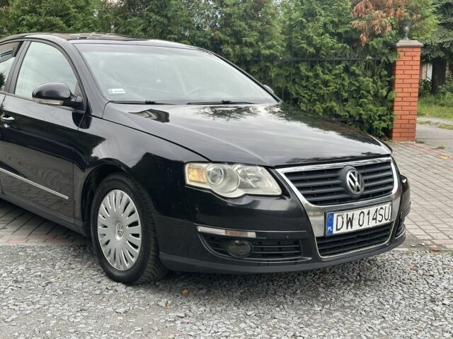 Черный Фольксваген Пассат, объемом двигателя 2 л и пробегом 330 тыс. км за 2450 $, фото 2 на Automoto.ua