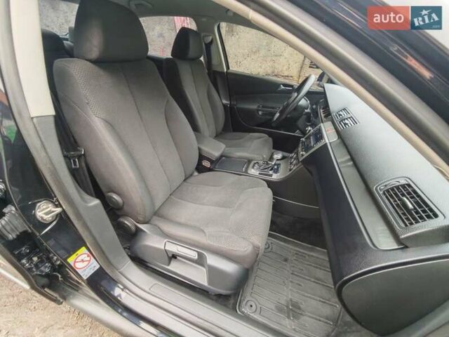 Чорний Фольксваген Пассат, об'ємом двигуна 2 л та пробігом 112 тис. км за 6950 $, фото 39 на Automoto.ua