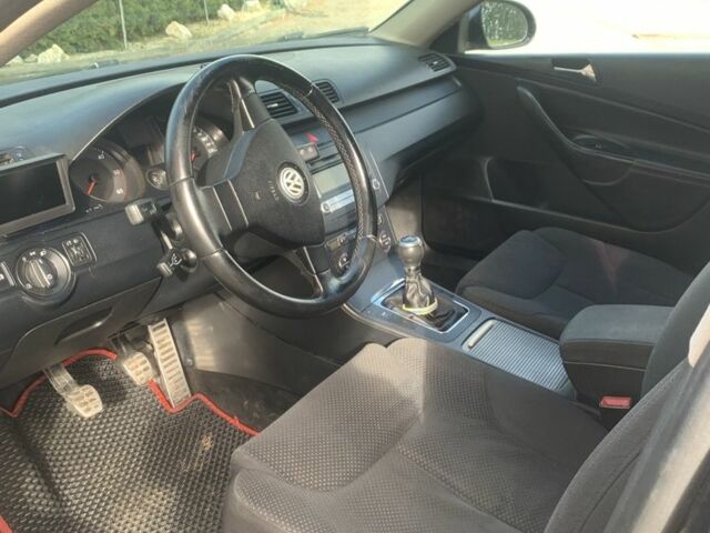 Чорний Фольксваген Пассат, об'ємом двигуна 2 л та пробігом 267 тис. км за 4800 $, фото 15 на Automoto.ua