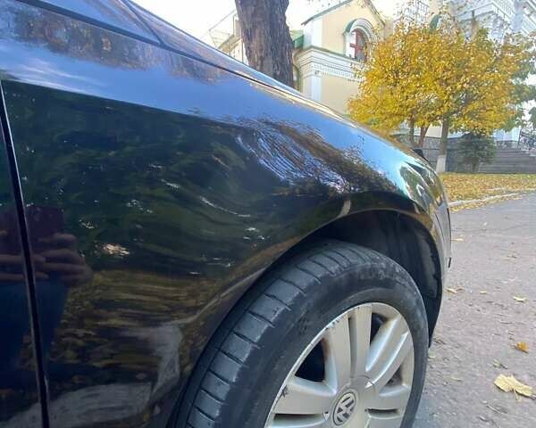 Черный Фольксваген Пассат, объемом двигателя 1.97 л и пробегом 256 тыс. км за 6500 $, фото 31 на Automoto.ua