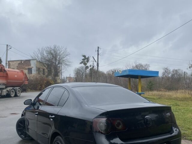 Черный Фольксваген Пассат, объемом двигателя 1.9 л и пробегом 370 тыс. км за 5199 $, фото 3 на Automoto.ua