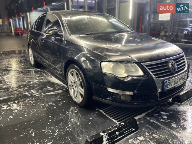 Черный Фольксваген Пассат, объемом двигателя 1.98 л и пробегом 215 тыс. км за 4550 $, фото 1 на Automoto.ua