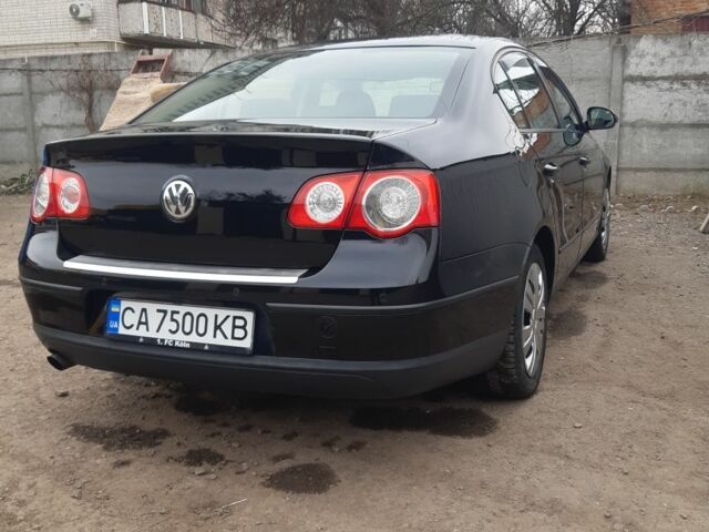 Чорний Фольксваген Пассат, об'ємом двигуна 1.6 л та пробігом 228 тис. км за 7200 $, фото 3 на Automoto.ua