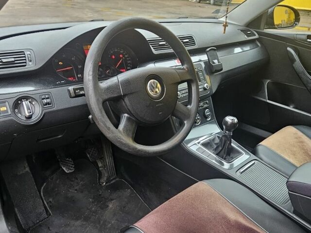 Черный Фольксваген Пассат, объемом двигателя 2 л и пробегом 340 тыс. км за 2857 $, фото 21 на Automoto.ua