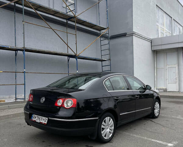 Фольксваген Пассат 2007 в Киеве на Automoto.ua Черный Фольксваген Пассат, объемом двигателя 1.97 л и пробегом 345 тыс. км за 6300 $, фото 3 на Automoto.ua