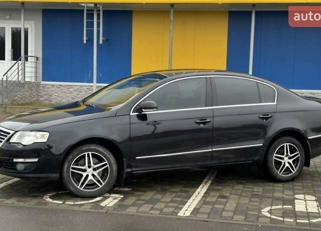 Черный Фольксваген Пассат, объемом двигателя 1.98 л и пробегом 574 тыс. км за 5600 $, фото 2 на Automoto.ua