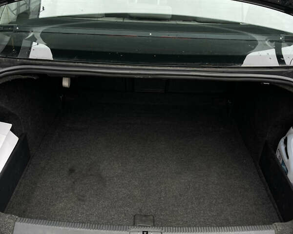 Черный Фольксваген Пассат, объемом двигателя 1.97 л и пробегом 346 тыс. км за 5950 $, фото 9 на Automoto.ua