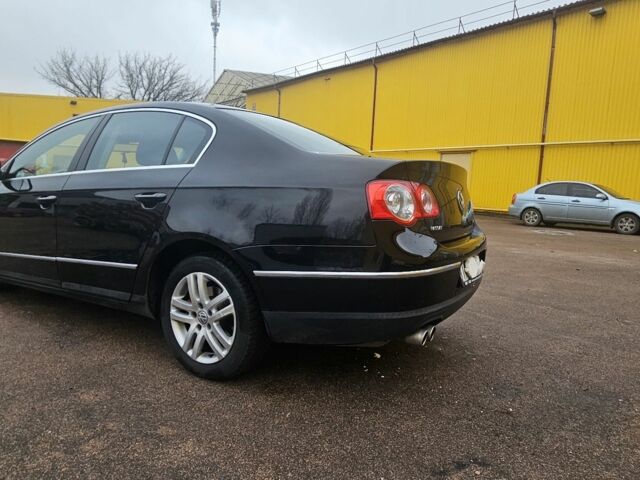 Черный Фольксваген Пассат, объемом двигателя 2 л и пробегом 340 тыс. км за 2857 $, фото 3 на Automoto.ua