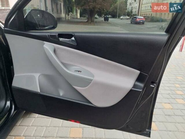 Черный Фольксваген Пассат, объемом двигателя 0 л и пробегом 186 тыс. км за 7777 $, фото 41 на Automoto.ua