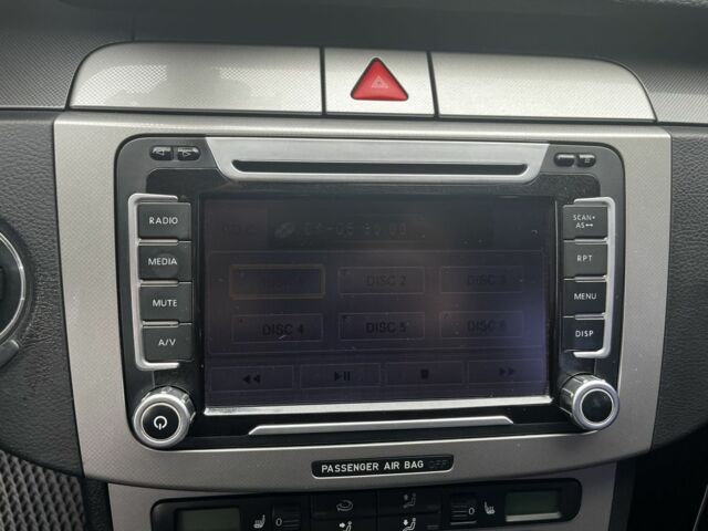 Черный Фольксваген Пассат, объемом двигателя 2 л и пробегом 204 тыс. км за 6800 $, фото 8 на Automoto.ua